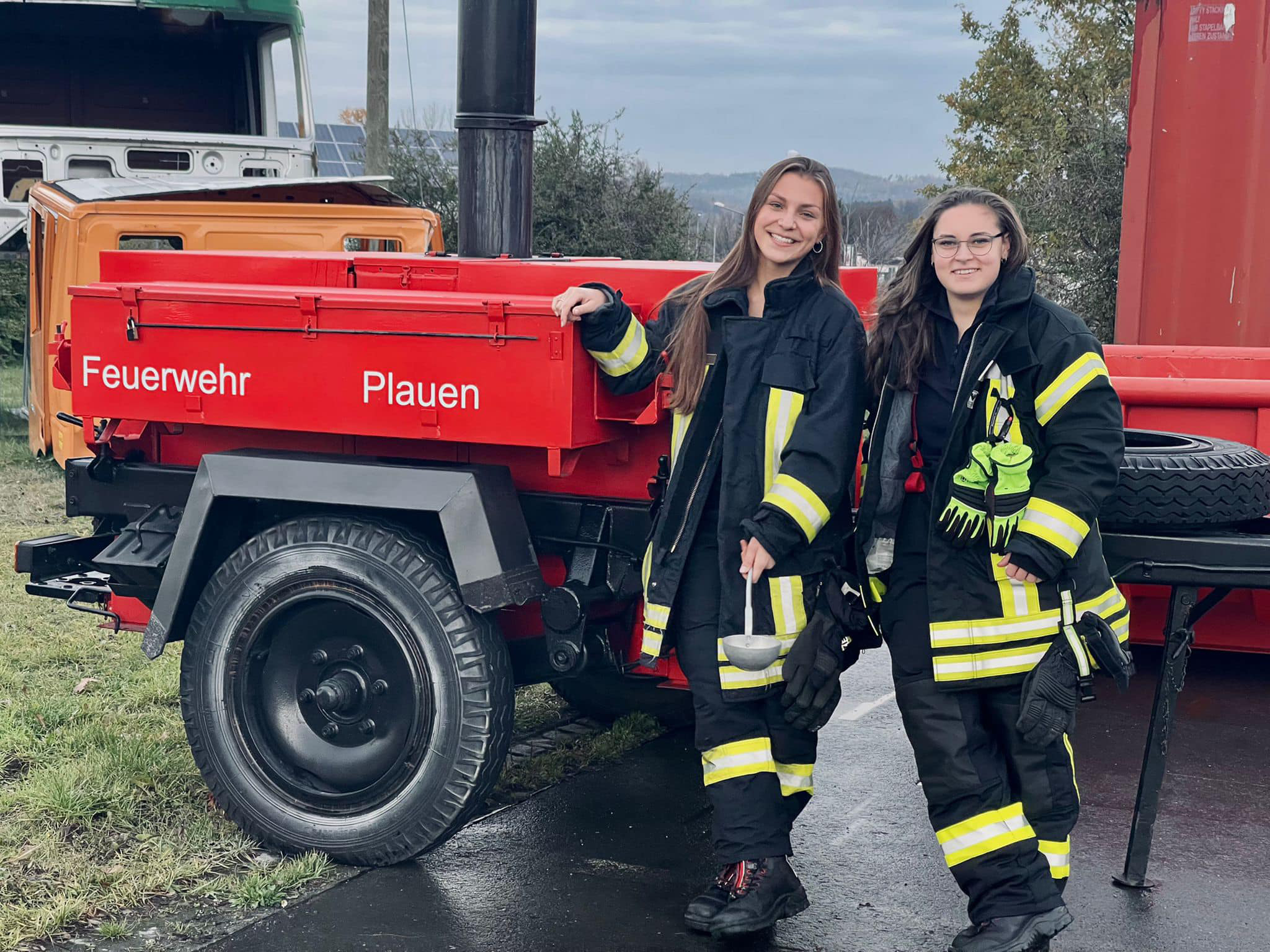 Vorsicht heiß: Feuerwehreinsatz auf dem Plauener Weihnachtsmarkt -  Weihnachtsmarkt Plauen